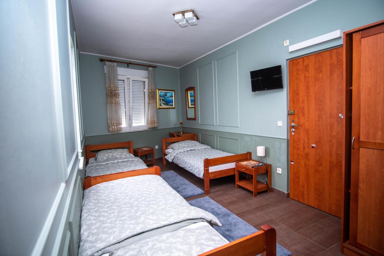 Sobe Amadeus Hotel Sesvete Ngoại thất bức ảnh